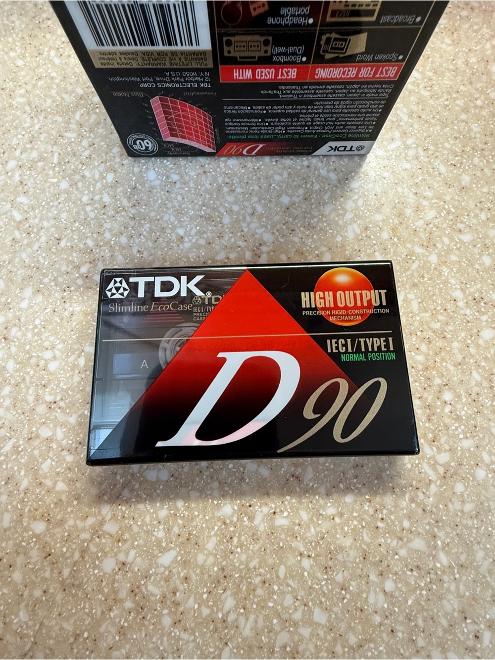TDK D90 High Output Cassette Tapes Lot of 8 Red & Black - Picture 2 of 9
